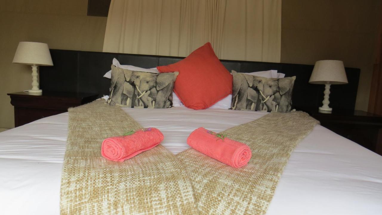 Parkview Safari Lodge โคลเชสเตอร์ ภายนอก รูปภาพ