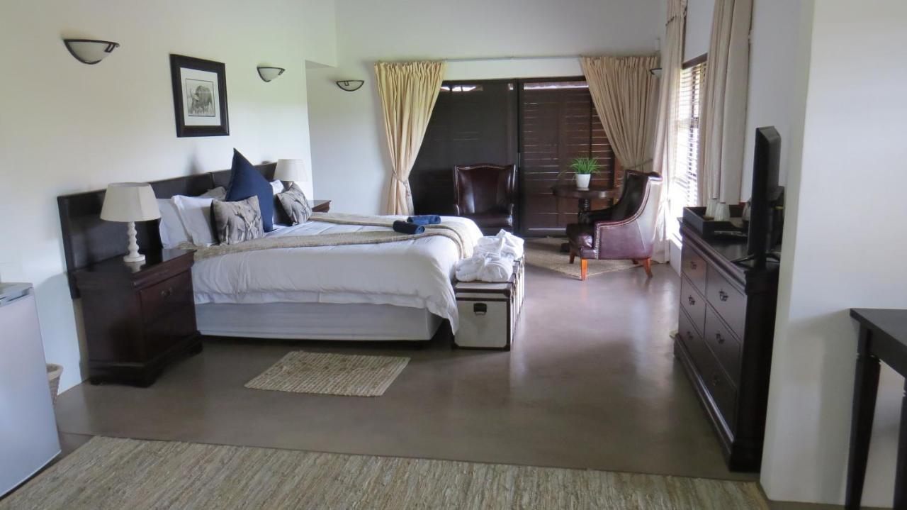 Parkview Safari Lodge โคลเชสเตอร์ ภายนอก รูปภาพ